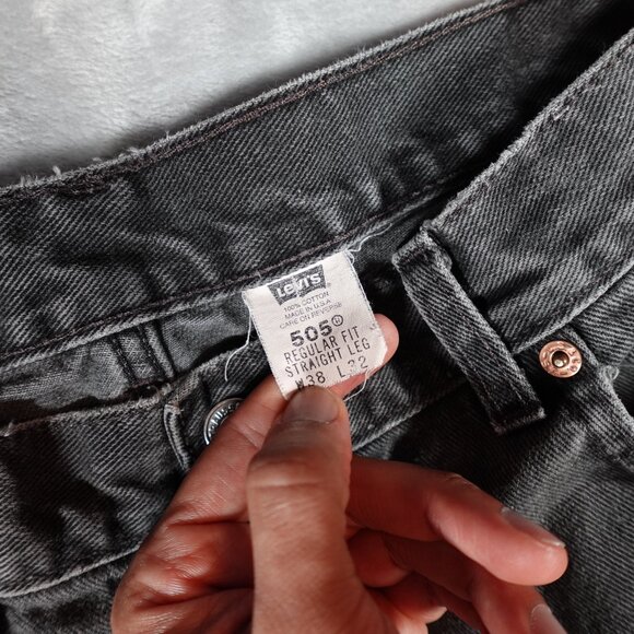 Vintage Levis 505 Regular Straight Leg Jeans Mens 34x28 (Tagged 38x32) Faded - Picture 10 of 16